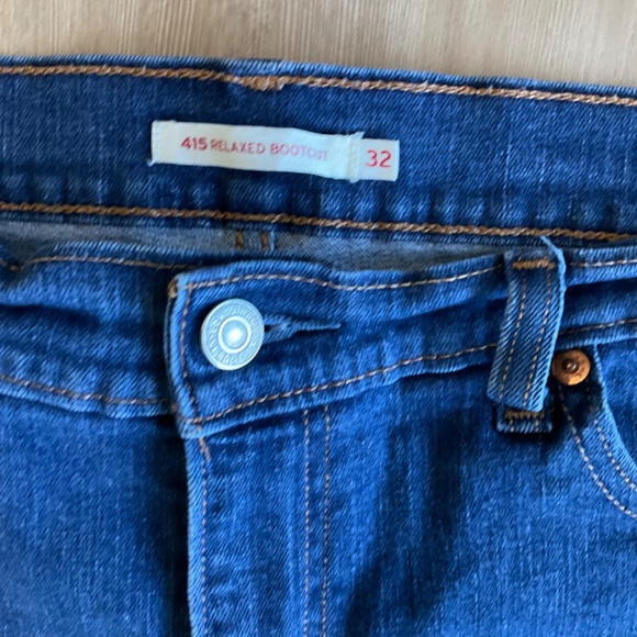 Levi's 415 Relaxed Bootcut Jeans Women's Size 32 mid wash blue boot flare - Picture 11 of 16